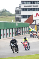 Vintage-motorcycle-club;eventdigitalimages;mallory-park;mallory-park-trackday-photographs;no-limits-trackdays;peter-wileman-photography;trackday-digital-images;trackday-photos;vmcc-festival-1000-bikes-photographs